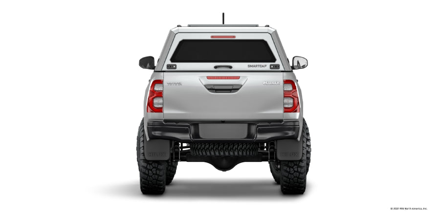 Avventura in monocromia: Toyota Hilux Revo bianco equipaggiato con RSI SMARTCAP EVOa