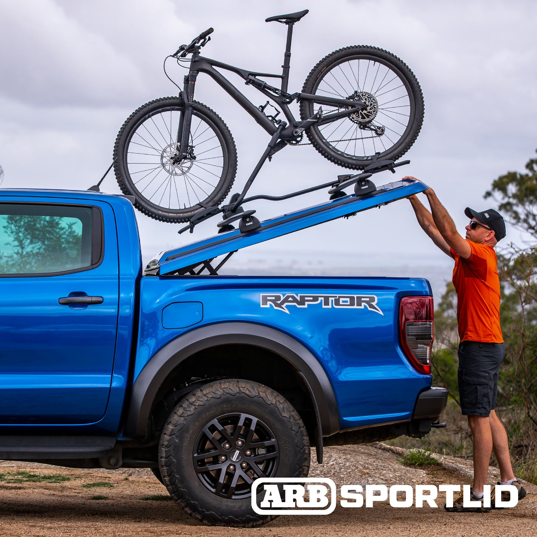 Cassone Stivale di copertura - Sportlid V ARB + sistema di guide - Ford Ranger Raptor 2022+