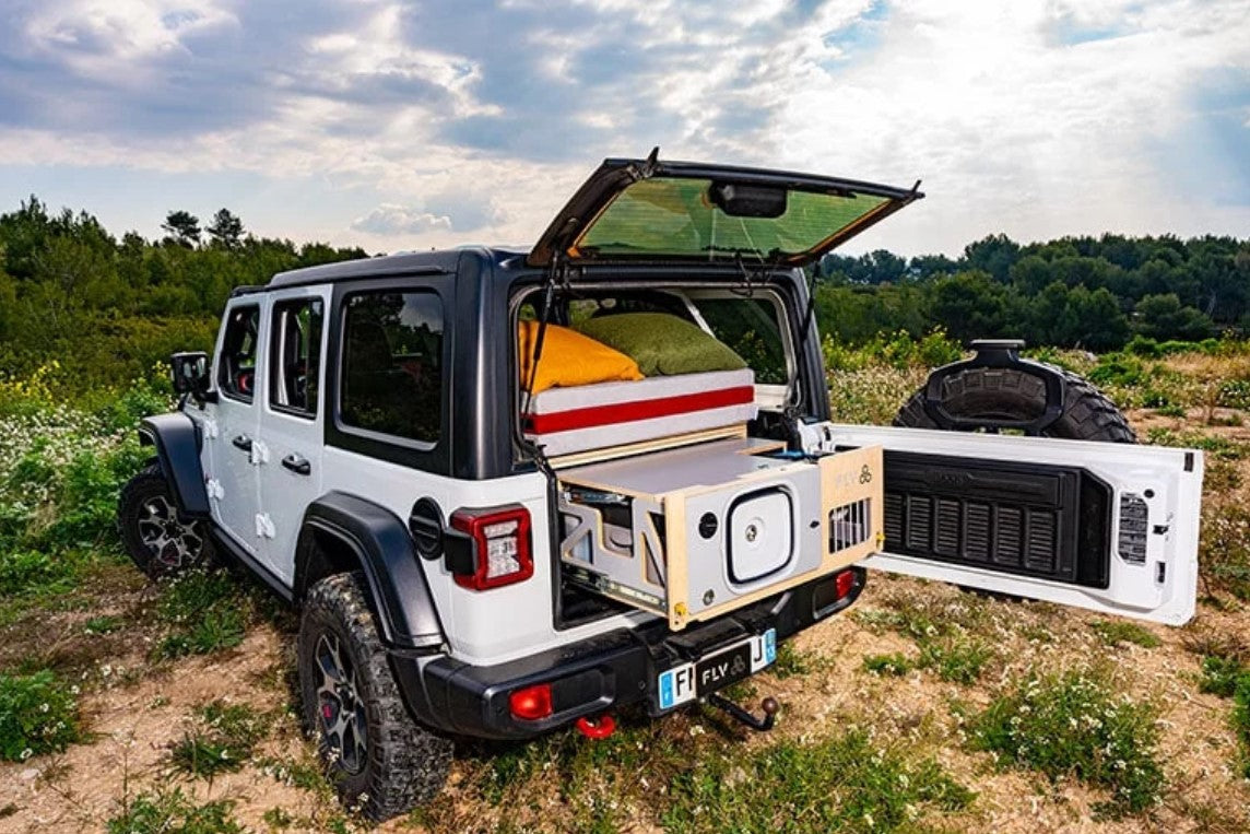 Jeep wrangler con gli interni FLV aperti