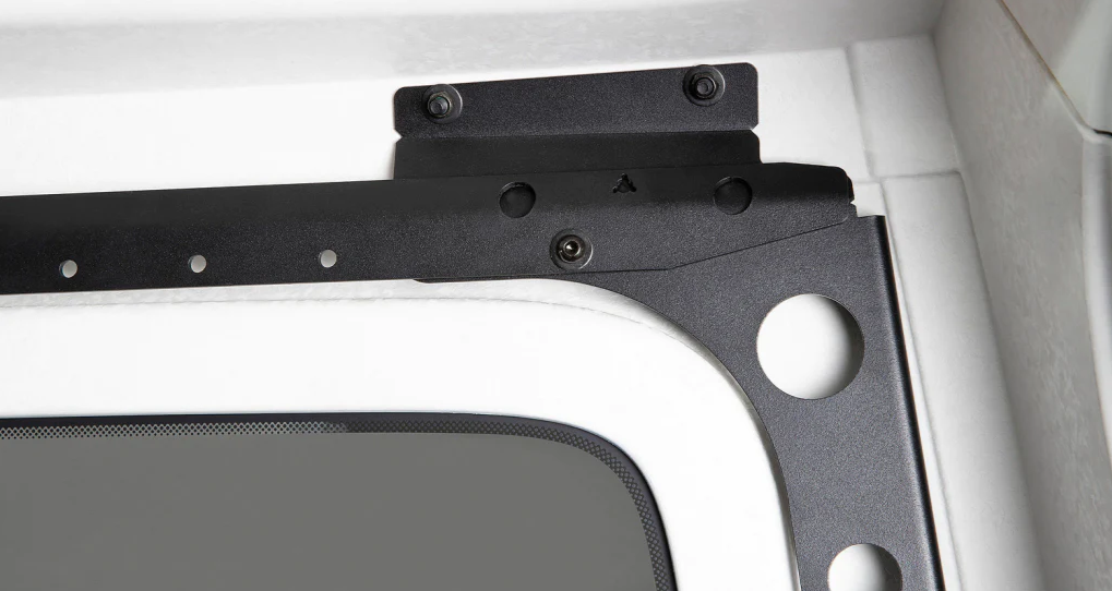 Innovazione per Jeep Wrangler JL: kit portatutto Rhino-Rack - Sicurezza garantita