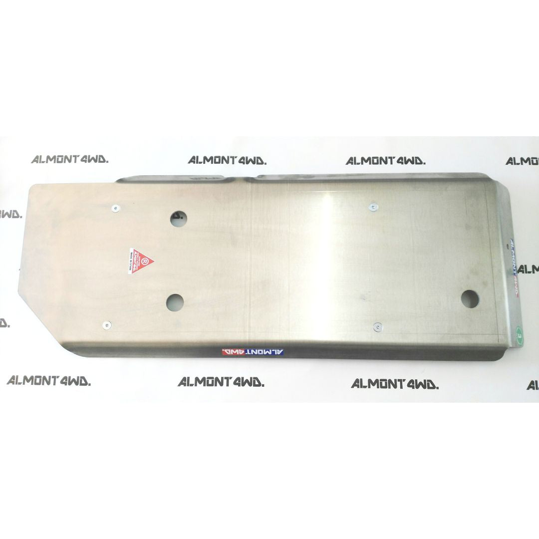 Almont4WD Protezione in alluminio Grigio su sfondo bianco