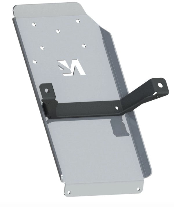 modello di una protezione offroad N4 in alluminio su sfondo bianco