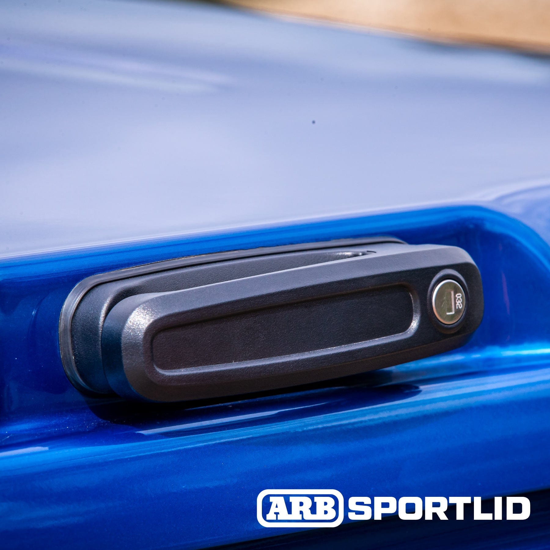 Cassone Stivale di copertura - Sportlid V ARB + sistema di guide - Ford Ranger Raptor 2022+