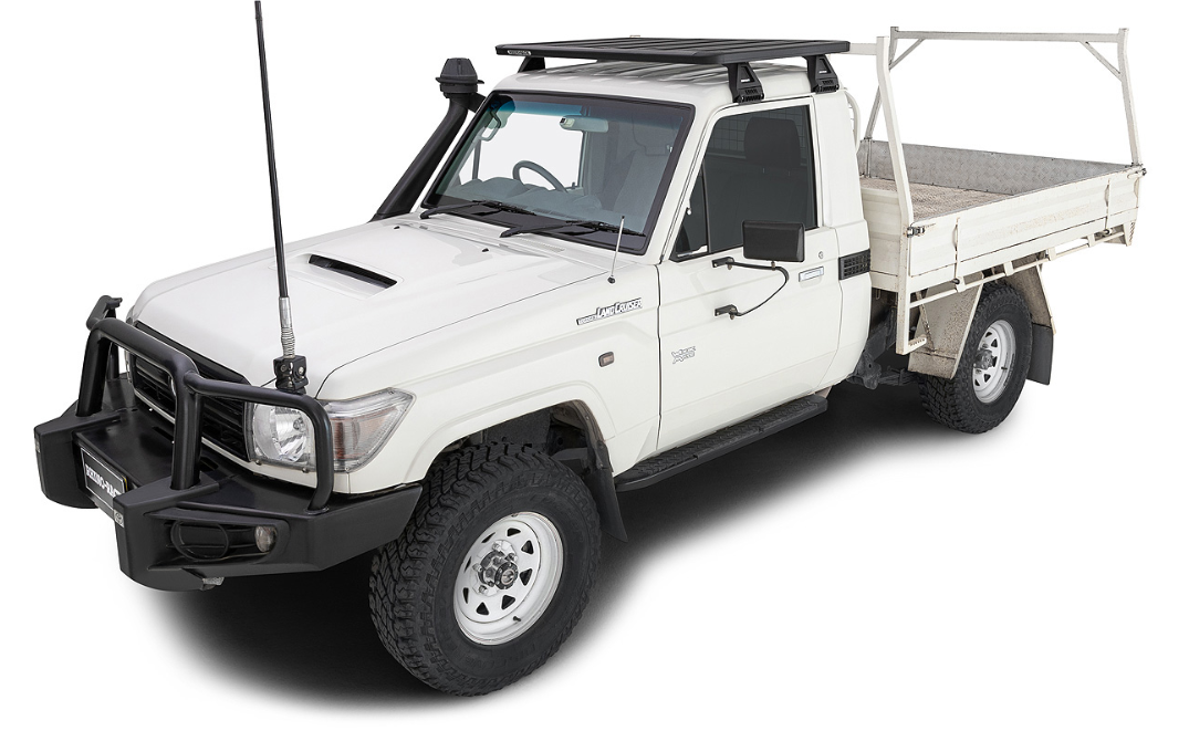 Land Cruiser 79 telaio cabinato bianco con portapacchi nero