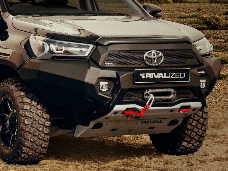 Paraurti anteriore Rival in alluminio - con luci a LED - Toyota Hilux 2021+